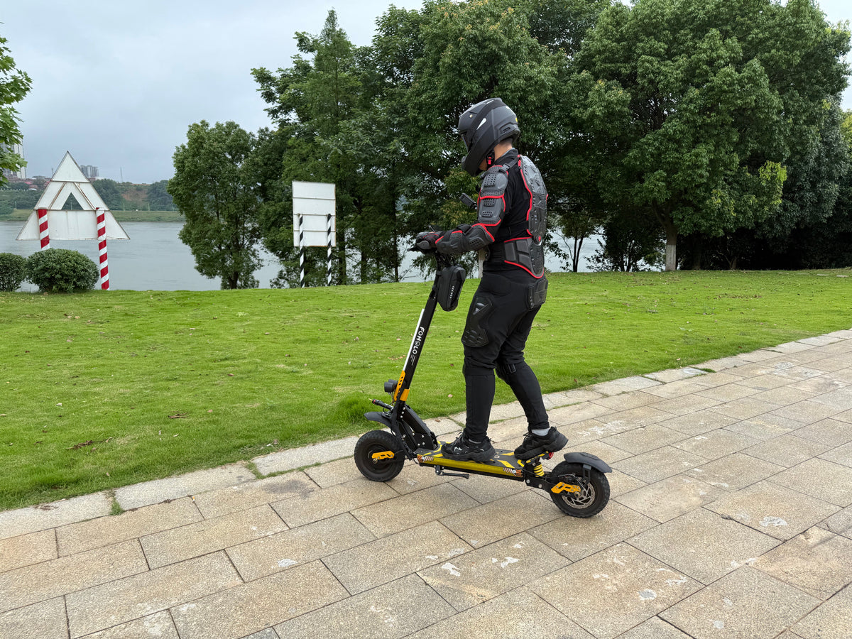 Is the Apollo Ghost a Good Scooter? 5 Alternatives Recommended